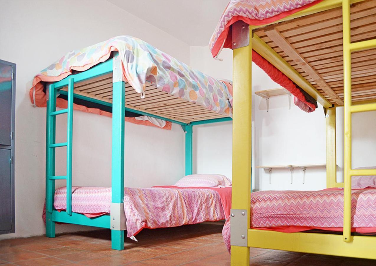 קואנקה Alternative Hostels מראה חיצוני תמונה