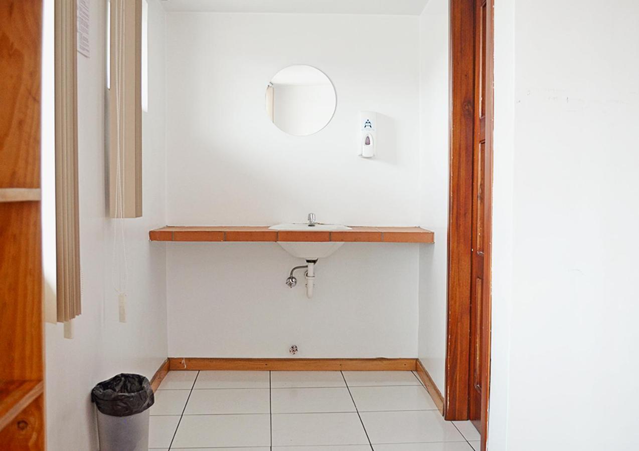 קואנקה Alternative Hostels מראה חיצוני תמונה