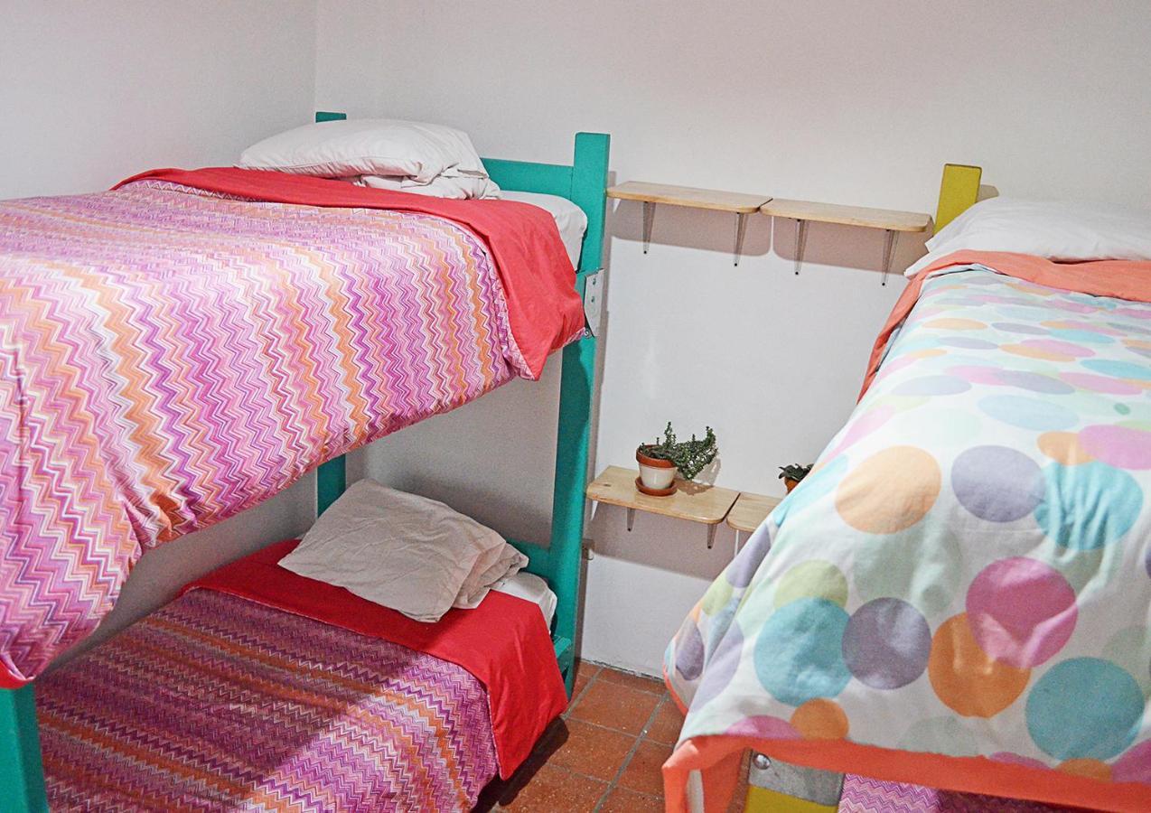 קואנקה Alternative Hostels מראה חיצוני תמונה