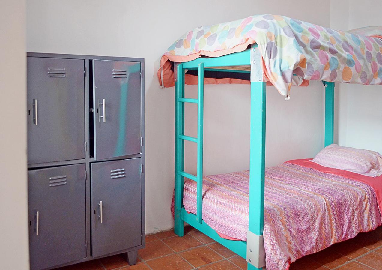 קואנקה Alternative Hostels מראה חיצוני תמונה